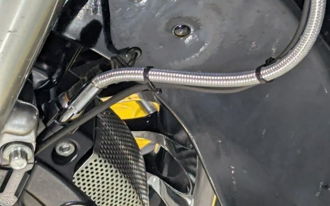 2012 Harley-Davidson® Electra Glide® Ultra Limited Big Blue Pearl/Vivid Black