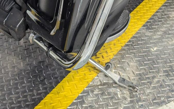 2012 Harley-Davidson® Electra Glide® Ultra Limited Big Blue Pearl/Vivid Black