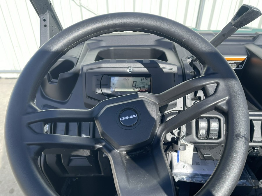 2026 Can-Am Defender DPS HD9