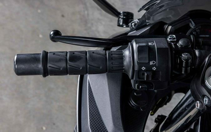 2022 Kawasaki Ninja 400 Base