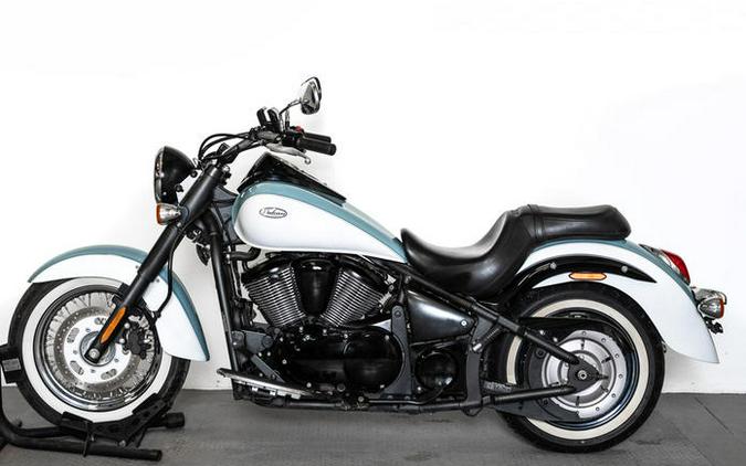 2020 Kawasaki Vulcan® 900 Classic