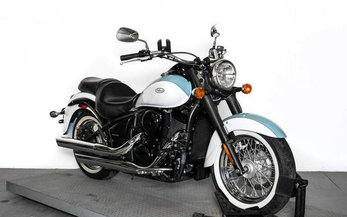 2020 Kawasaki Vulcan® 900 Classic