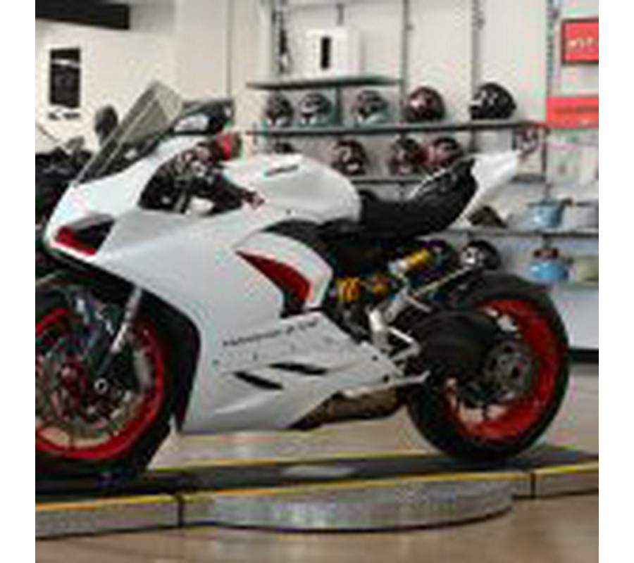 2021 Ducati Panigale V2
