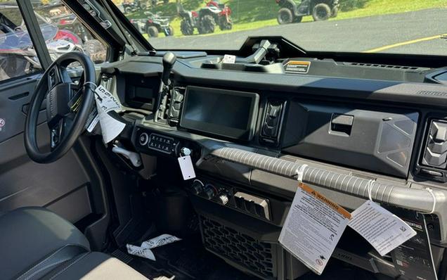 2026 Can-Am Defender MAX Limited HD11