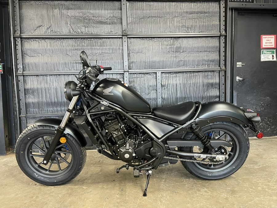2026 Honda Rebel 300 E-Clutch