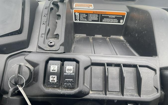 2026 Can-Am Defender DPS HD7