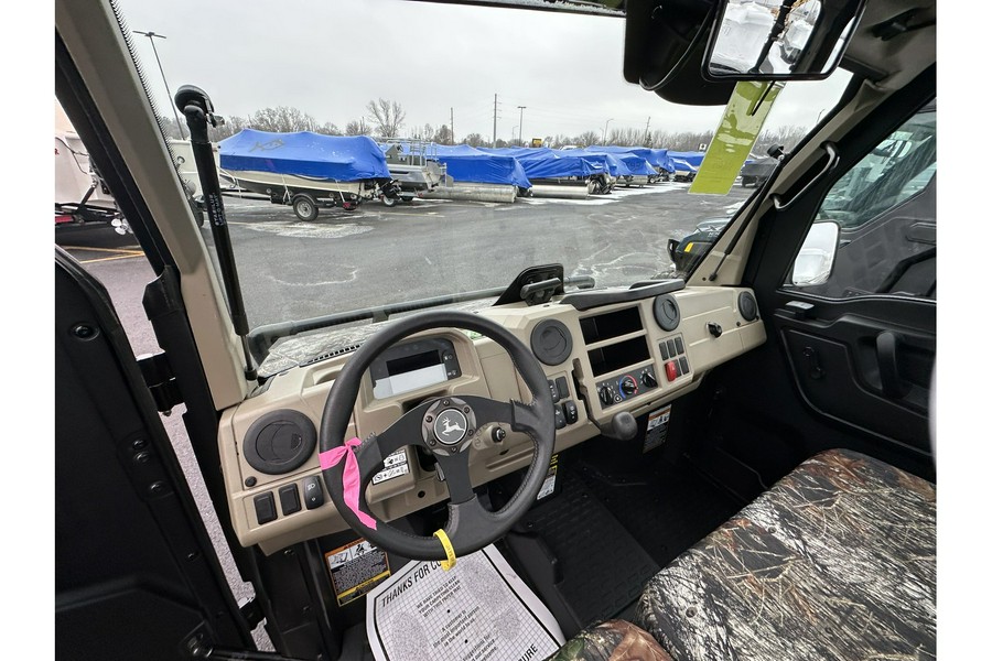 2022 John Deere Gator™ XUV835R Base