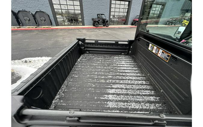 2022 John Deere Gator™ XUV835R Base