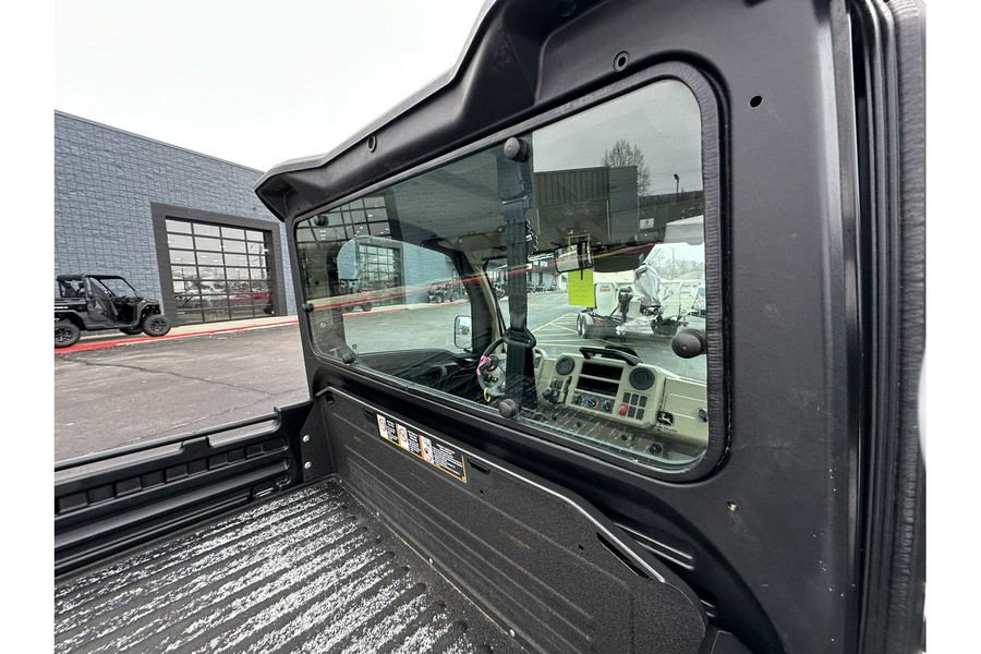 2022 John Deere Gator™ XUV835R Base