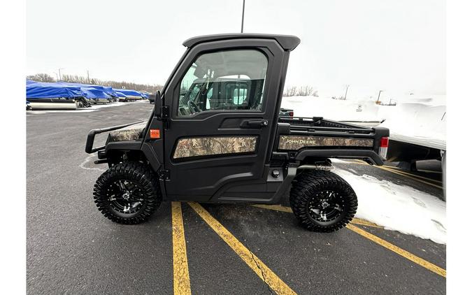 2022 John Deere Gator™ XUV835R Base