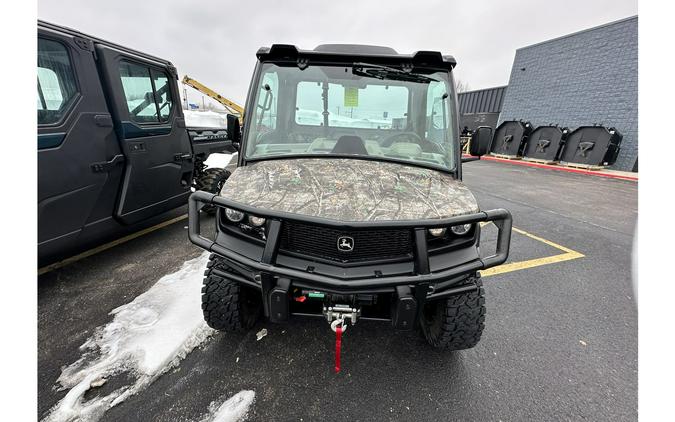 2022 John Deere Gator™ XUV835R Base