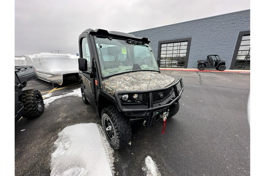 2022 John Deere Gator™ XUV835R Base