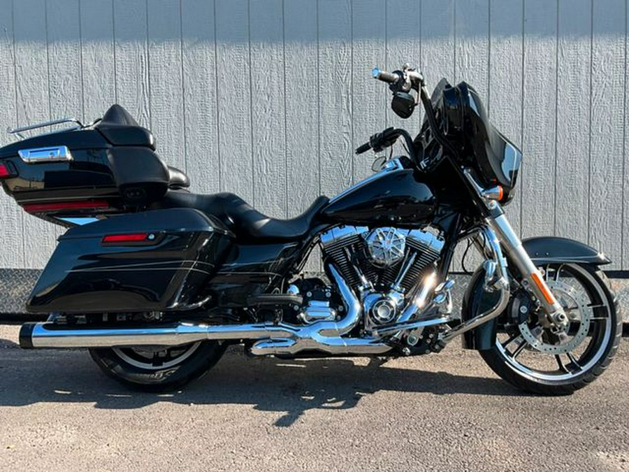 2015 Harley-Davidson Street Glide Special