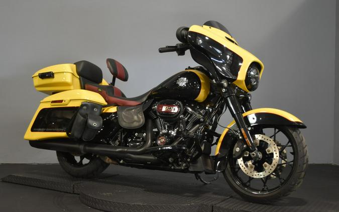 2023 Harley-Davidson Street Glide Special Industrial Yellow/Vivid Black - Black Finish