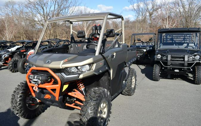 2023 Can-Am® Defender X mr with Doors HD10