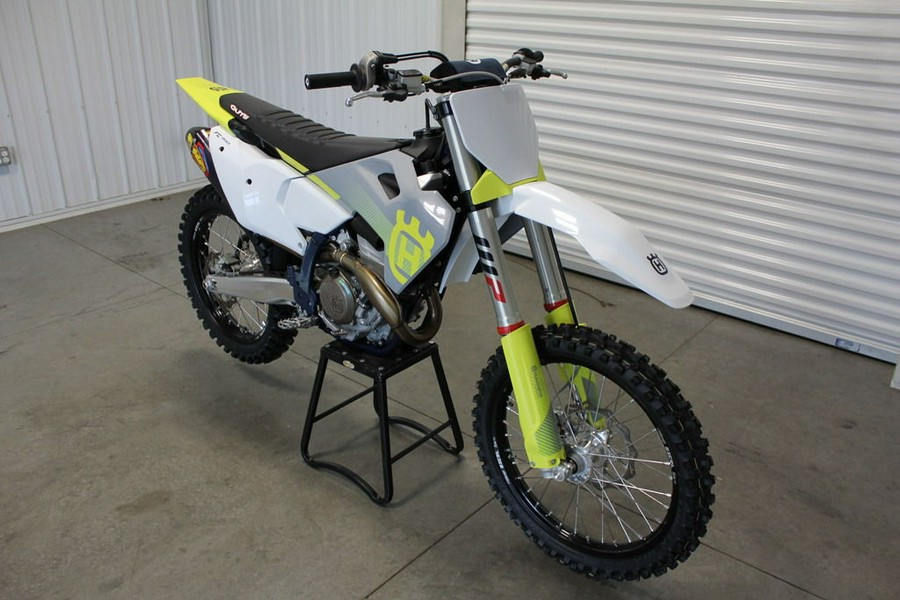 2024 Husqvarna® FC 350 Demo