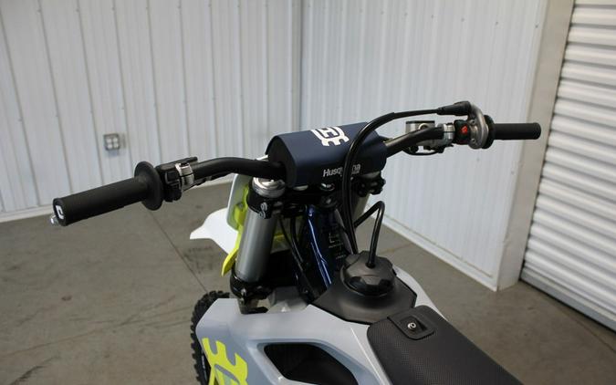 2024 Husqvarna® FC 350 Demo