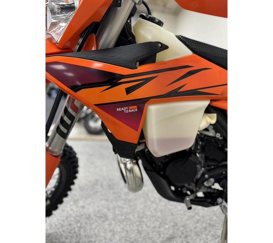 2026 KTM 150 XC-W - KT1238