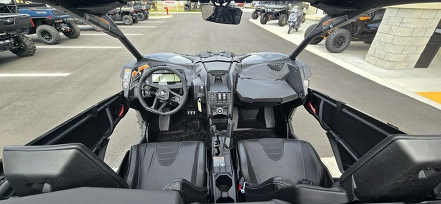 2026 Can-Am Maverick X3 X Rs Turbo RR Triple Black_7.6 In.