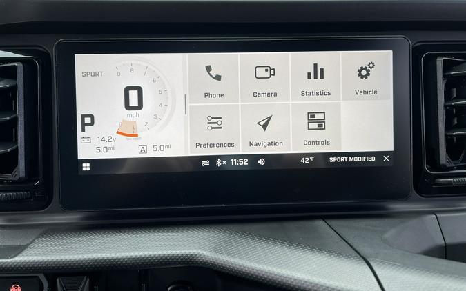 2026 Can-Am Defender MAX XT CAB HD11