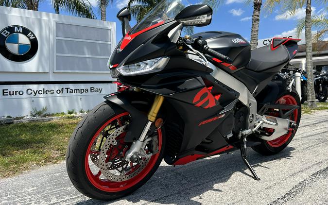 2023 Aprilia RSV4