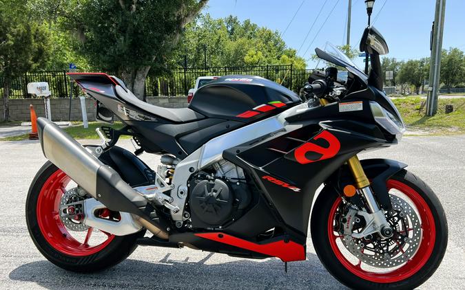 2023 Aprilia RSV4