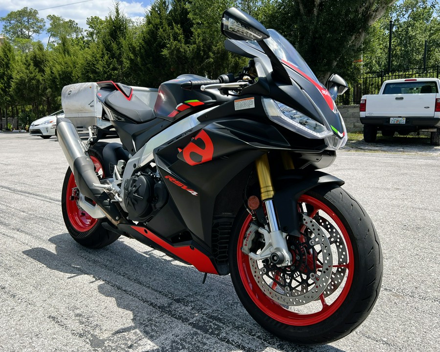 2023 Aprilia RSV4