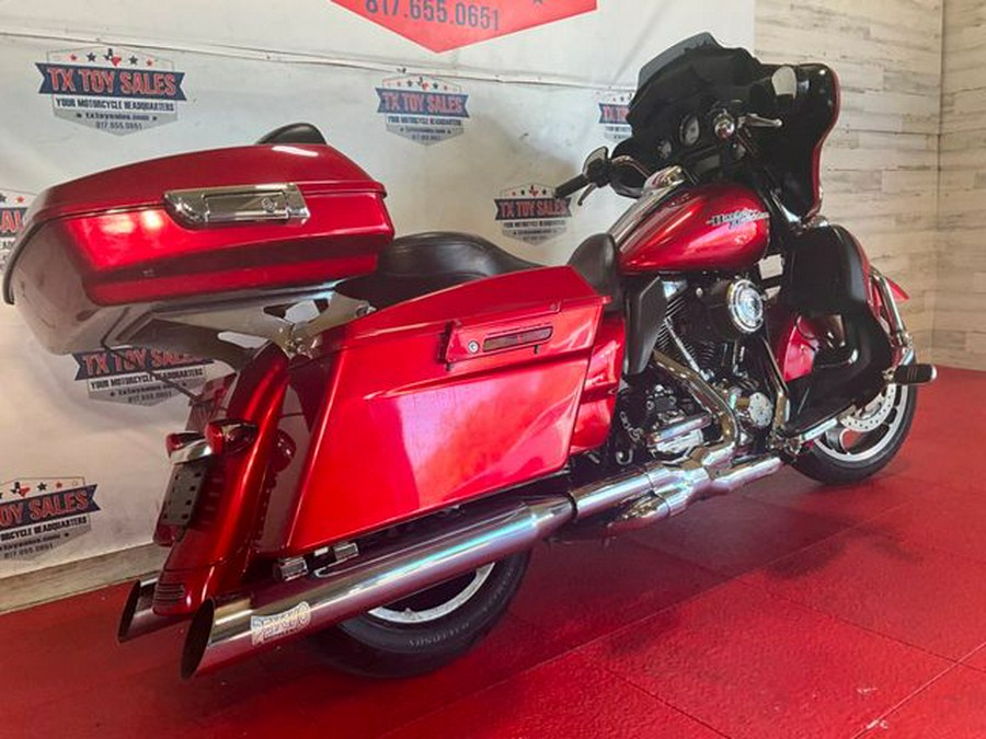 2013 Harley-Davidson Street Glide Base