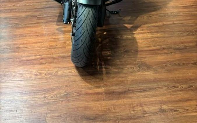 2025 Indian Motorcycle® Chieftain® PowerPlus Dark Horse w/PowerBand Audio Black Smoke