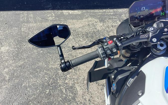 2026 BMW M 1000 R