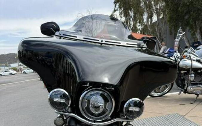 2019 Harley-Davidson® Heritage Classic 114