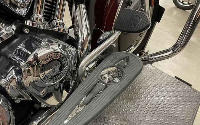 2020 Indian Motorcycle® Springfield® Burgundy Metallic / Titanium Metallic