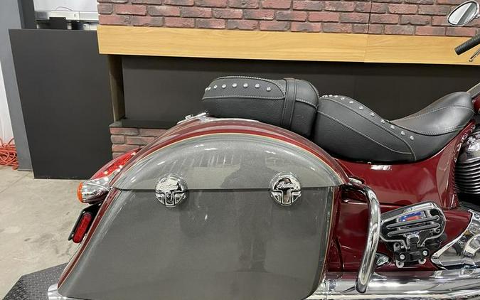 2020 Indian Motorcycle® Springfield® Burgundy Metallic / Titanium Metallic