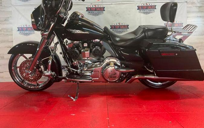 2012 Harley-Davidson Street Glide Base