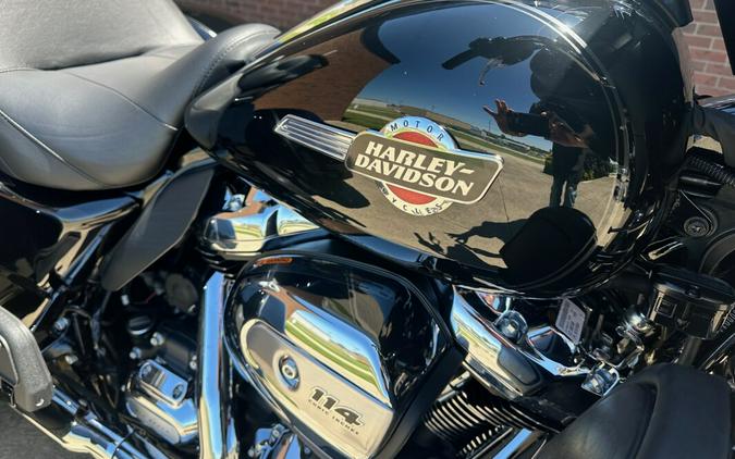 2024 Harley-Davidson Tri Glide Ultra FLHTCUTG