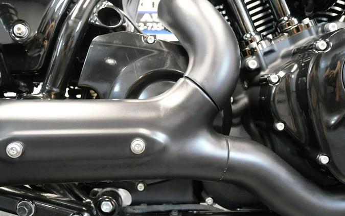 2022 Indian Motorcycle® Chief® Bobber Dark Horse® Black Smoke