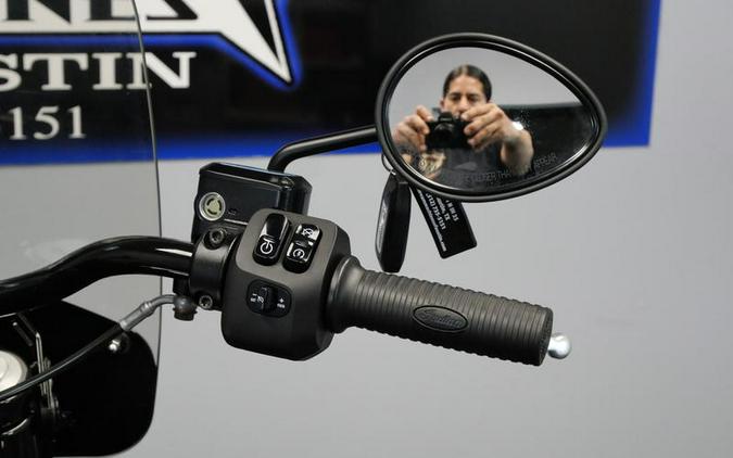 2022 Indian Motorcycle® Chief® Bobber Dark Horse® Black Smoke