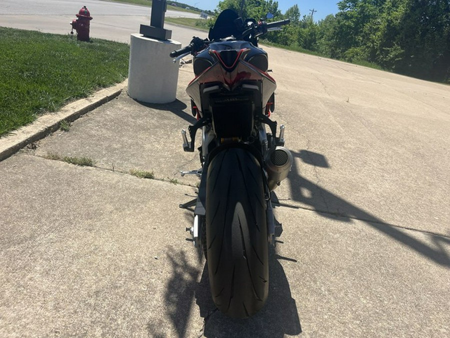 2022 Aprilia Factory 1100
