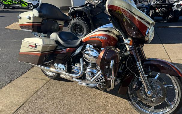 2011 Harley-Davidson® FLHXSE2 CVO Street Glide
