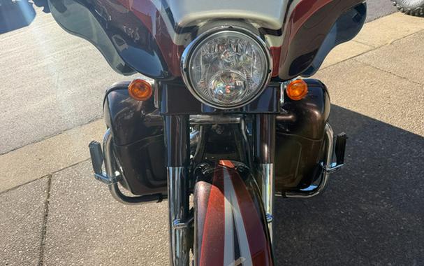 2011 Harley-Davidson FLHXSE2 CVO Street Glide