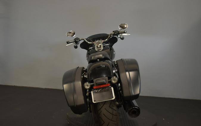 2019 Harley-Davidson Sport Glide Vivid Black