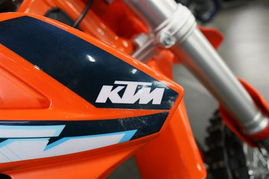 2024 KTM SX-E 3