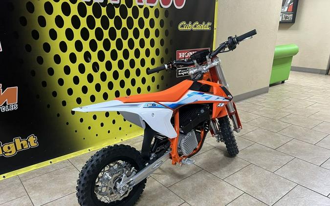 2024 KTM SX-E 3