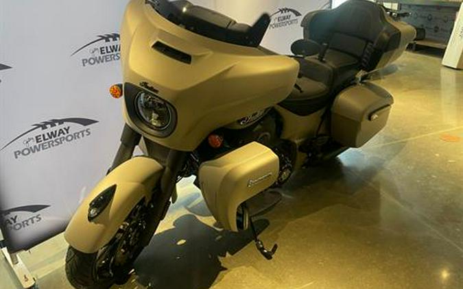 2023 Indian Motorcycle Roadmaster® Dark Horse®
