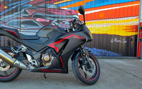 2022 Honda® CBR300R