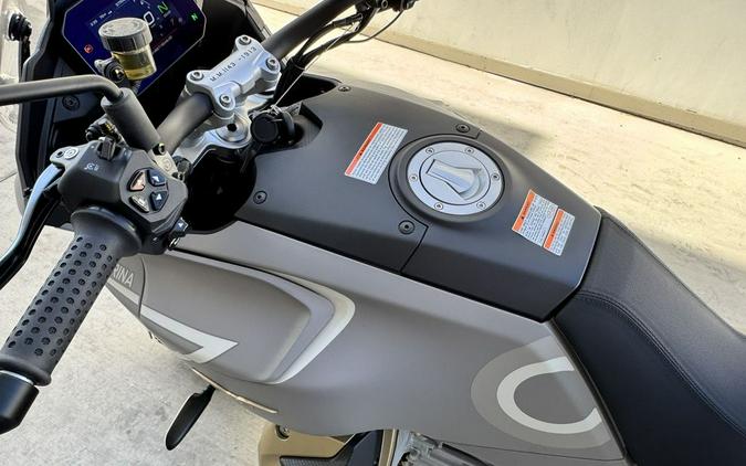 2024 Moto Guzzi V100 Mandello Aviazione Navale