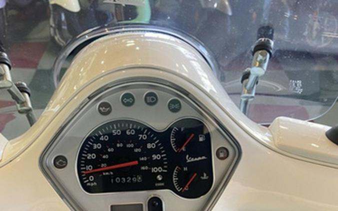 2013 Vespa GTS 300 i.e. Super