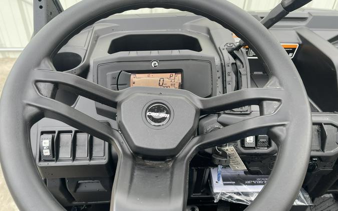 2026 Can-Am Defender DPS HD9