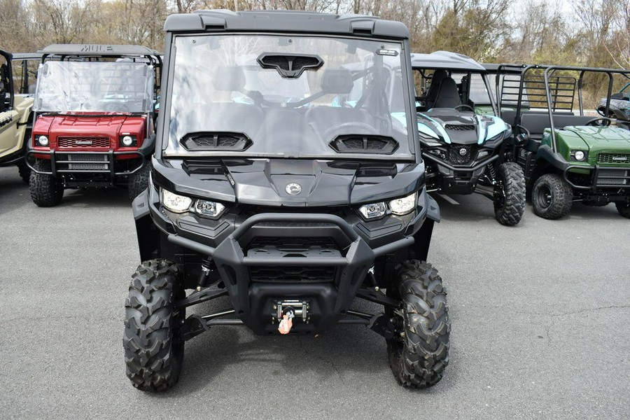 2023 Can-Am® Defender XT HD10