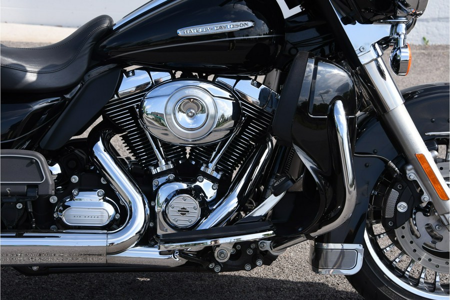 2013 Harley-Davidson® FLHTK Electra Glide Ultra Limited